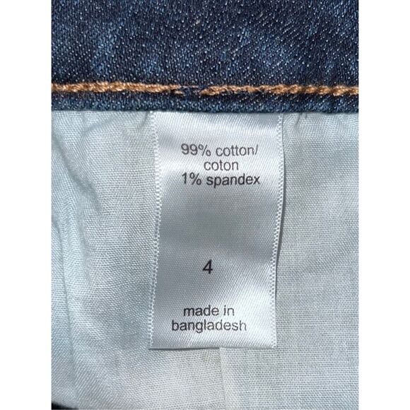 NWT MJeans by Maurices Mid Rise Boyfriend Jean Shorts Size 4 #56 - Picture 3 of 4